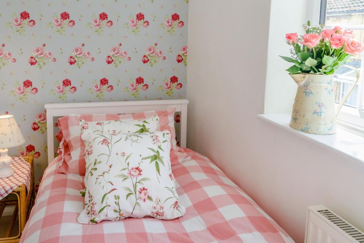 Snowdrop Cottage Уэтерби Экстерьер фото